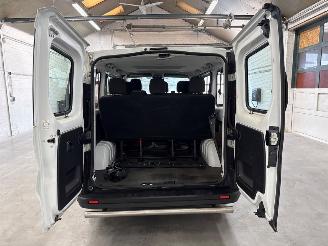 Renault Trafic Passenger 9 pers 2.0 dCi 16V 110 Bus  Diesel 1.995cc 81kW (110pk) FWD picture 9
