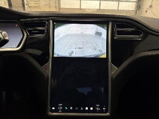 Tesla Model S Free Supercharge 85 Liftback  Elektrisch  270kW (367pk) RWD picture 17