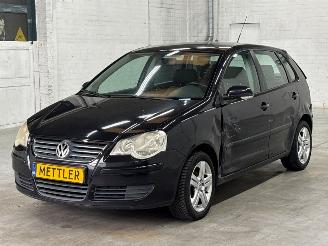 Volkswagen Polo 1.4 16V Hatchback  Benzine 1.390cc 59kW (80pk) FWD picture 1