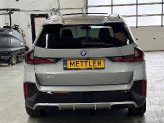 BMW iX1 eDrive20 67 kWh SUV  Elektrisch  150kW (204pk) FWD picture 4