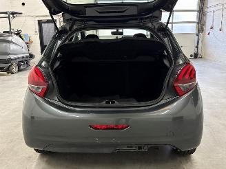 Peugeot 208 1.2 Vti 12V PureTech 82 Hatchback  Benzine 1.199cc 60kW (82pk) FWD picture 9