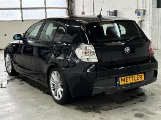 BMW 1-serie 116i 1.6 16V Hatchback 4Dr Benzine 1.596cc 85kW (116pk) RWD picture 3