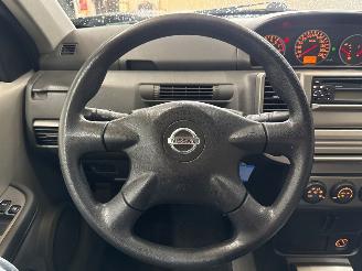 Nissan X-Trail 2.0 16V 4x2 SUV  Benzine 1.998cc 103kW (140pk) FWD picture 14