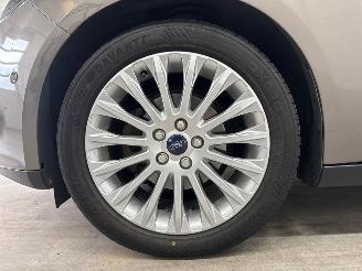Ford Focus 1.0 Ti-VCT EcoBoost 12V 125 Combi/o  Benzine 998cc 92kW (125pk) FWD picture 26