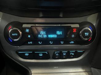 Ford Focus 1.0 Ti-VCT EcoBoost 12V 125 Combi/o  Benzine 998cc 92kW (125pk) FWD picture 17