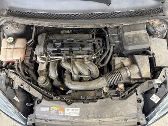 Ford Focus 1.6 16V Hatchback  Benzine 1.596cc 74kW (101pk) FWD picture 24