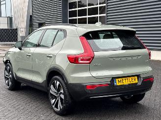 Volvo XC40 2.0 B4 16V Mild Hybrid Autom. SUV  Elektrisch Benzine 1.969cc 145kW (197pk) FWD picture 3