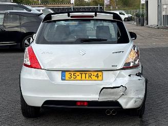 Suzuki Swift 1.2 16V Hatchback  Benzine 1.242cc 69kW (94pk) FWD picture 4