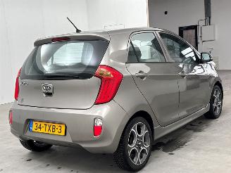 Kia Picanto 1.2 16V Hatchback  Benzine 1.248cc 63kW (86pk) FWD picture 5