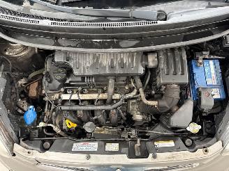 Kia Picanto 1.2 16V Hatchback  Benzine 1.248cc 63kW (86pk) FWD picture 21