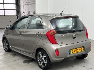 Kia Picanto 1.2 16V Hatchback  Benzine 1.248cc 63kW (86pk) FWD picture 3