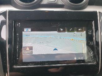 Suzuki Swift 1.2 Style Smart Hybrid picture 24