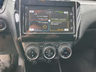 Suzuki Swift 1.2 Style Smart Hybrid picture 26