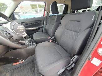 Suzuki Swift 1.2 Style Smart Hybrid picture 16