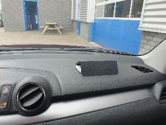 Suzuki Swift 1.2 Style Smart Hybrid picture 23