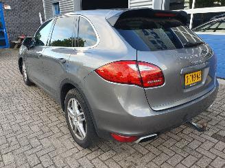 Porsche Cayenne 4.8 S automaat picture 3
