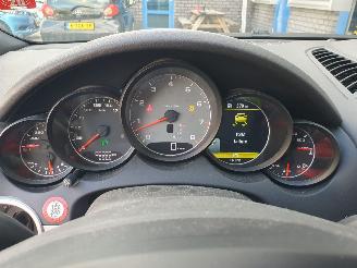 Porsche Cayenne 4.8 S automaat picture 20