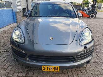 Porsche Cayenne 4.8 S automaat picture 8