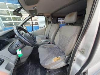 Nissan Primastar 2.0 dCi 350L DC picture 11