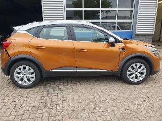 Renault Captur 1.3 TCe 140 Zen Hybrid Automaat picture 6