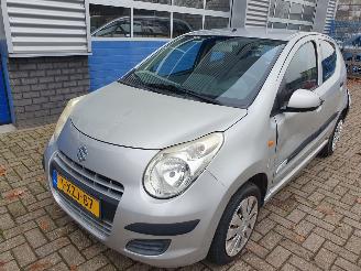 Vaurioauto  passenger cars Suzuki Alto 1.0 Comfort VVT Automaat 2013/8