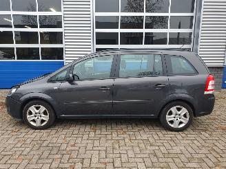 Opel Zafira 1.6 Cosmo 7 Persoons picture 2