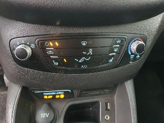 Ford Tourneo Courier 1.0 Titanium picture 20