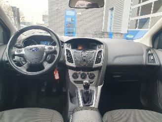 Ford Focus 1.0 EcoBoost Lease Trend picture 14