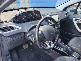 Peugeot 2008 1.2 Automaat PureTech Blue Lease Allure picture 13
