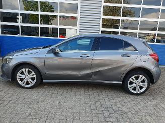 Mercedes A-klasse 180 Prestige Automaat picture 2