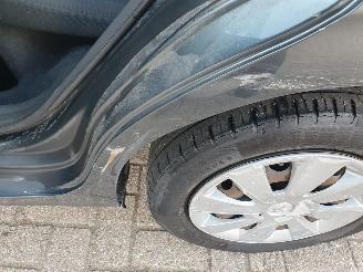 Peugeot 108 1.0 e-VTi Active picture 11