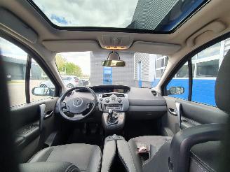 Renault Grand-scenic 2.0-16V Tech Line picture 22