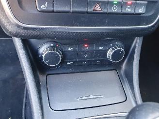 Mercedes A-klasse 180 Ambition picture 20