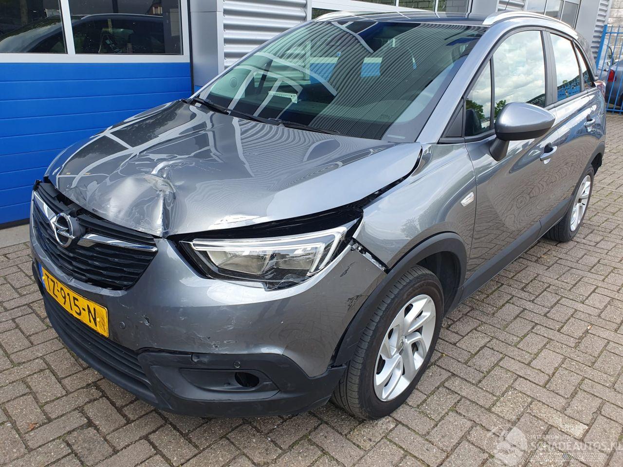 Opel Crossland X 1.2 Turbo Innovation