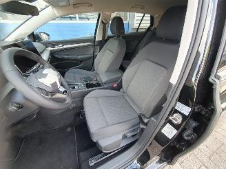 Volkswagen Golf 1.5 eHybrid Life Edition picture 15