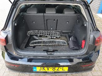Volkswagen Golf 1.5 eHybrid Life Edition picture 31