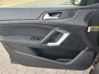 Peugeot 308 1.2 PureTech Blue Lease Premium picture 16
