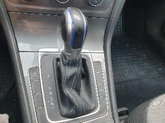 Volkswagen Golf GOLF - E picture 24