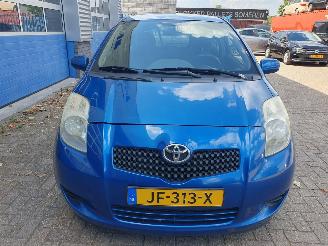 Toyota Yaris 1.0 VVTi picture 8