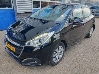 Unfallwagen Peugeot 208 1.2 PureTech Blue Lion 2018/2