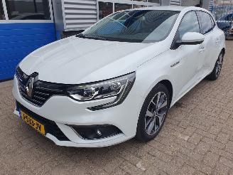 Voiture accidenté Renault Mégane 1.2 TCe Bose 2016/6