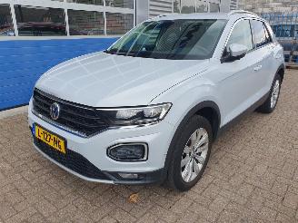 Vaurioauto  passenger cars Volkswagen T-Roc 1.5 TSI Sport Automaat 2020/8