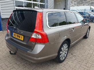 Volvo V-70 1.6 T4 Summum Automaat picture 5