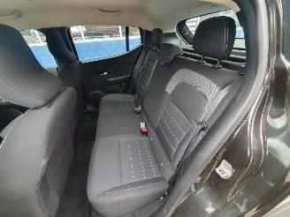 Dacia Sandero Stepway 1.0 TCe 90 Comfort picture 24