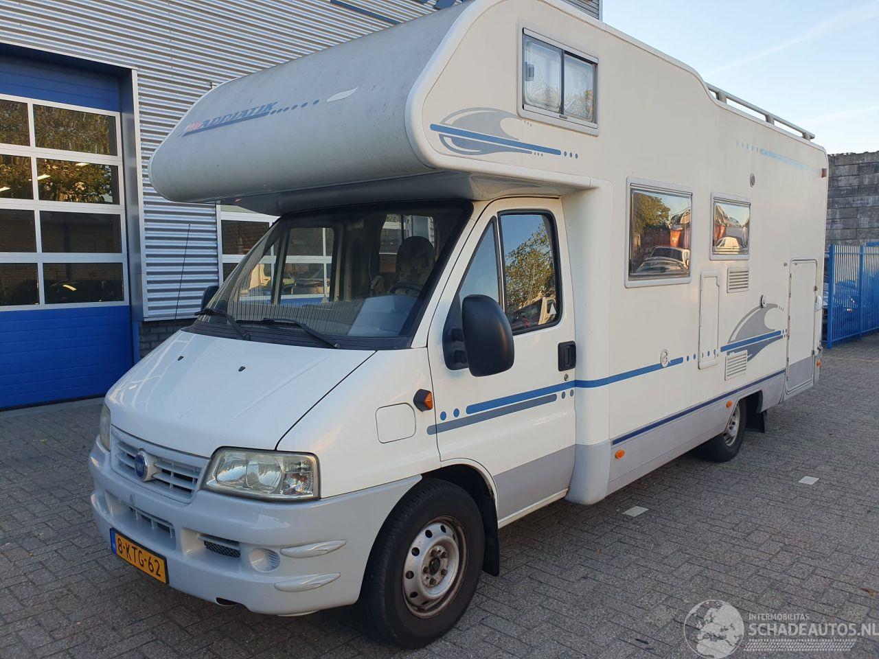 Adria Adria Camper 660 coral 2004