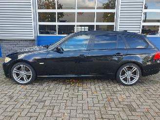 BMW 3-serie 318d Corporate Lease High Executive Automaat Schadevrij picture 2