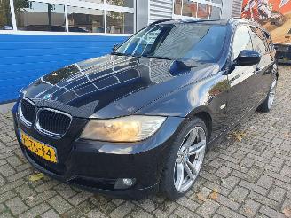 Damaged car BMW 3-serie 318d Corporate Lease High Executive Automaat Schadevrij 2011/1