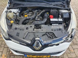 Renault Clio Estate 0.9 TCe Expression picture 9