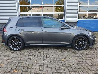 Volkswagen Golf 2.0 TSI 4Motion R Automaat picture 7