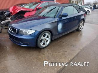 Vrakbiler auto BMW 1-serie 1 serie (E88), Cabrio, 2007 / 2013 118i 16V 2010/11